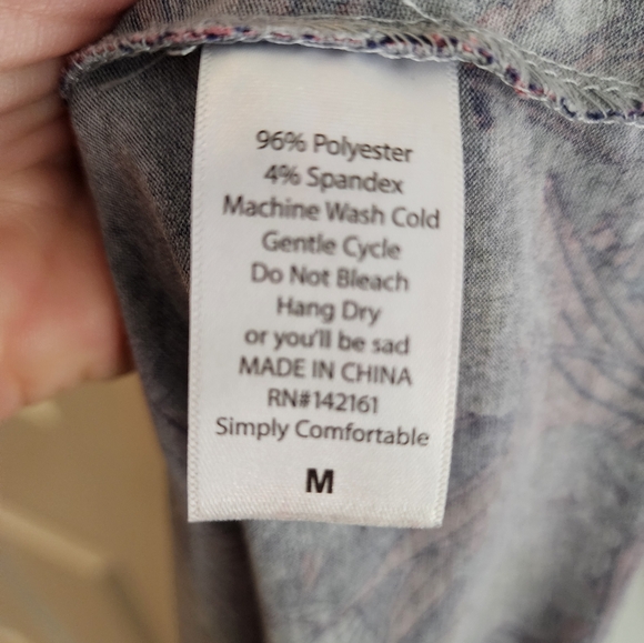 LuLaRoe drop shoulder, short sleeve, high-low hem, pink and grey floral tee, M - Picture 5 of 6